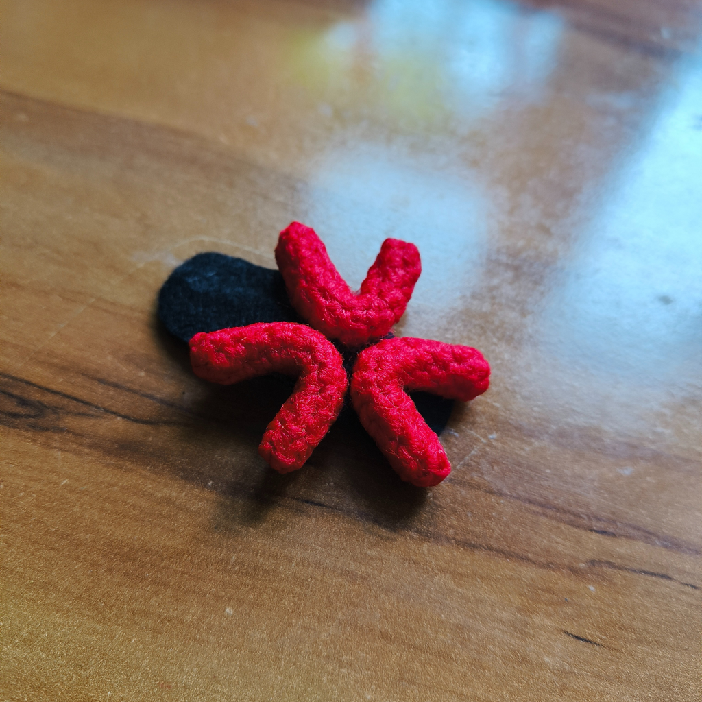Crochet Angry Hairclip