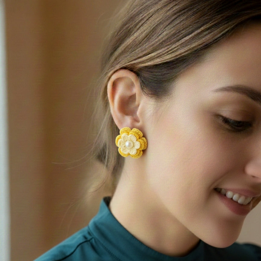 Crochet Pearl Bloomie Stud Earrings