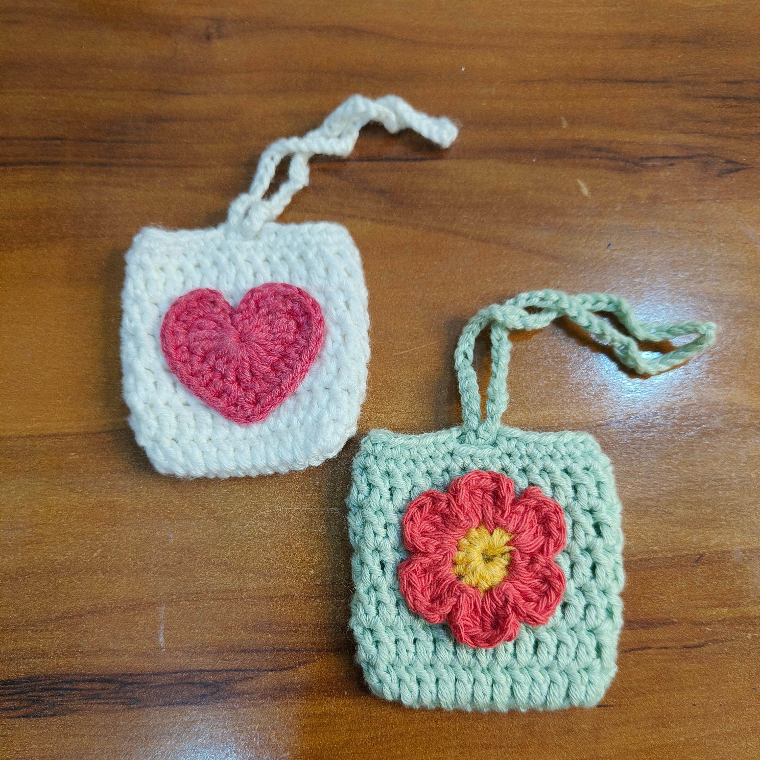 Crochet AirPods Holder