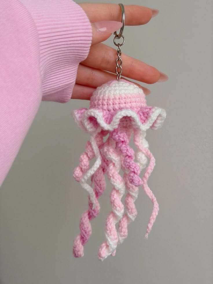 Crochet Jellyfish Keychain – Pink & White Amigurumi Jellyfish Charm