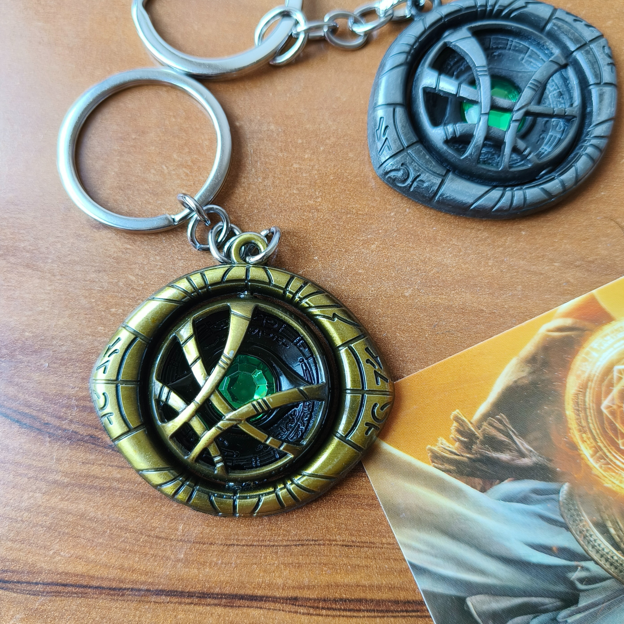 ⏳ Time Stone Metal Keychain – Mystic Amulet Edition